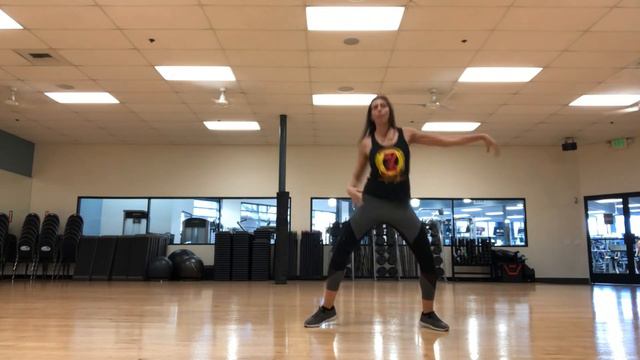 Run Run Rudolph Zumba Christmas Choreo смотреть онлайн