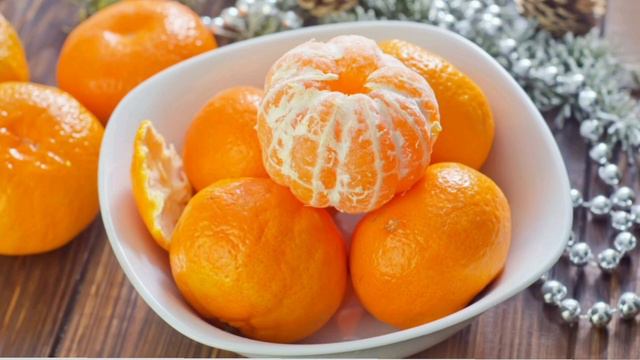 The strongest mask with multi-effect/ Сильнейшая маска с мультиэффектом. смотреть онлайн