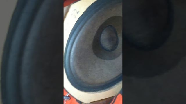Old speaker bass test. W? Oms? ? смотреть онлайн