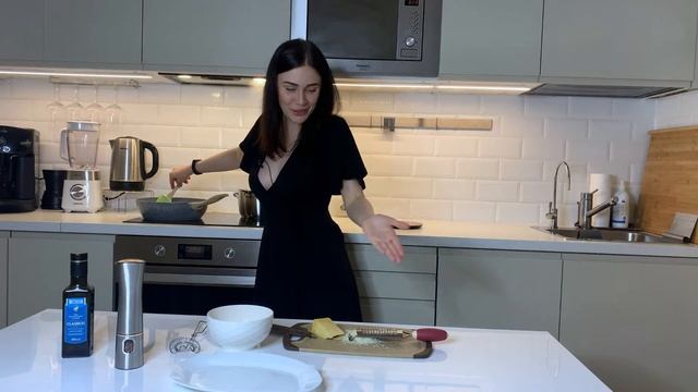 КАК ПРИГОТОВИТЬ ПАСТУ КАРБОНАРА С БЕКОНОМ. Итальянский рецепт пасты карбонара без сливок.