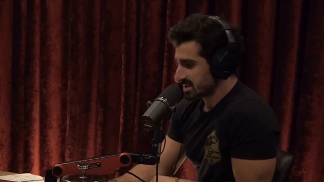 How dangerous a night in the Amazon really is. смотреть онлайн