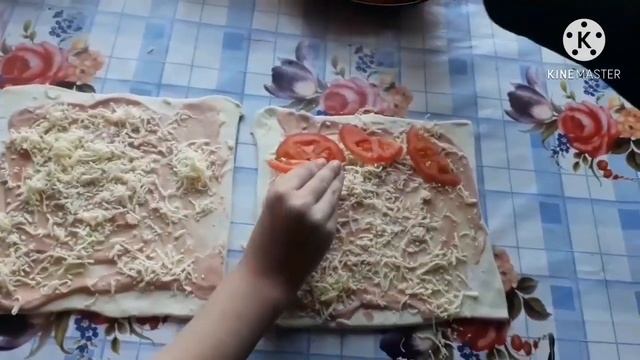 Печем с дочкой Катей пиццу смотреть онлайн