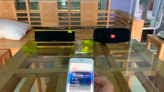 Jbl charge 3 vs sony Xb31 смотреть онлайн