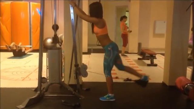 Упражнения со штангой гантелями тренировка мышц смотреть онлайн