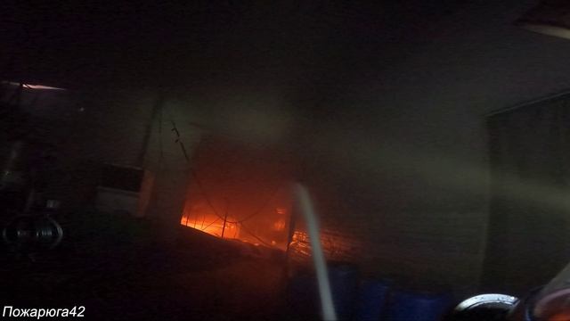 Пожар№4: по 2-му рангу пожара.Горит производственный цех смотреть онлайн