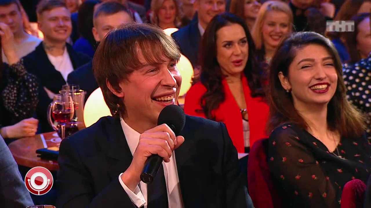 Роман Вишневский в Comedy Club (08.04.2016) смотреть онлайн