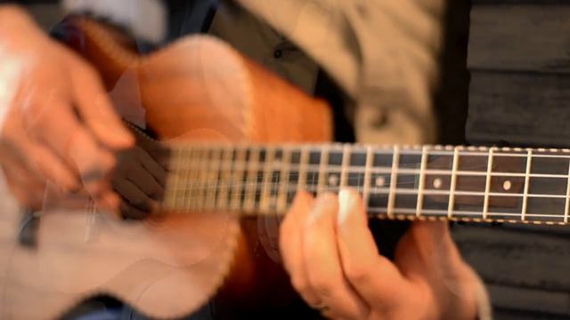 Twisted Original Baritone Ukulele by Twisted Wood Guitars смотреть онлайн