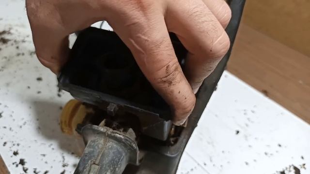 RUSTY CHAINSAW RESTORATION - Stihl 017 GASOLINE CHAINSAW - PART 1 смотреть онлайн