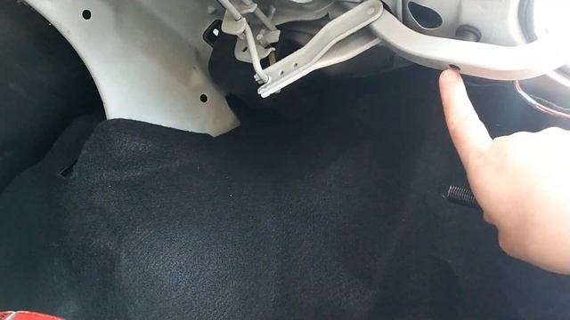 Доработки Лада Гранта! Пружинки на багажник за 50 рублей. смотреть онлайн