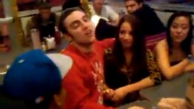 Mac Miller @ Johnny Rockets смотреть онлайн