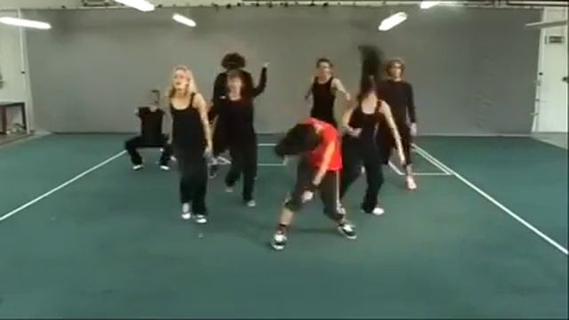 Thriller Dance Mirrored