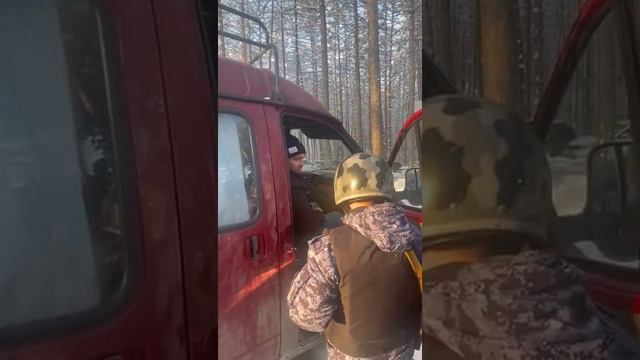 "Он трезвый, а я пьяный": задержание экскаваторщика в Олимпик-парке смотреть онлайн