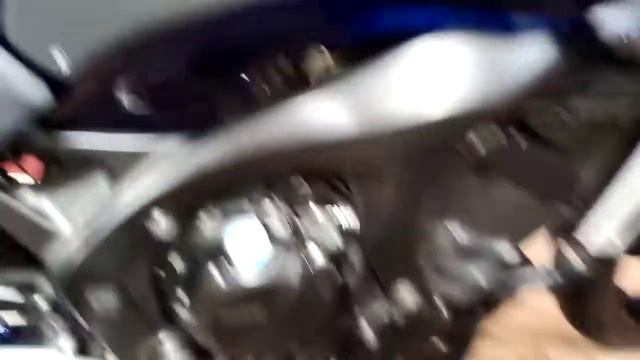 Yamaha FZ6, также известный как FZ6 FAZER, после замены цепи ГРМ. смотреть онлайн
