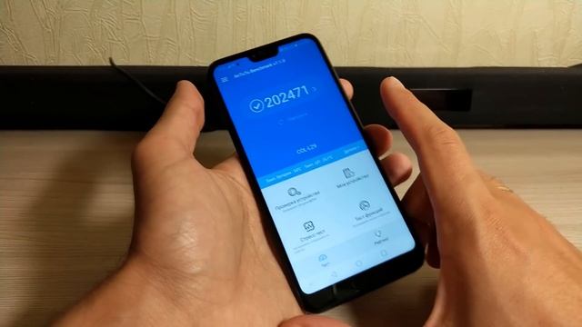 Опыт эксплуатации Honor 10.Корпус,производительность,автономность и немного о чехлах. смотреть онлайн