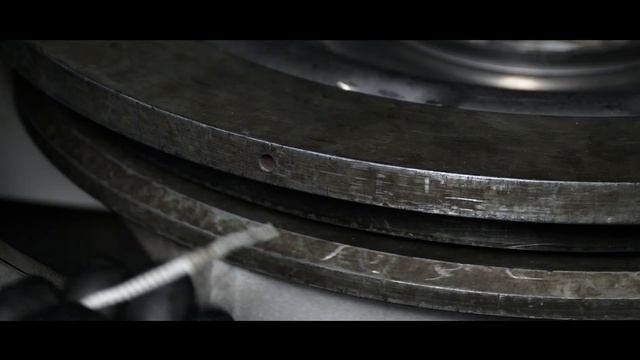 Установка для наклеивания фрикционных накладок NF 03.400