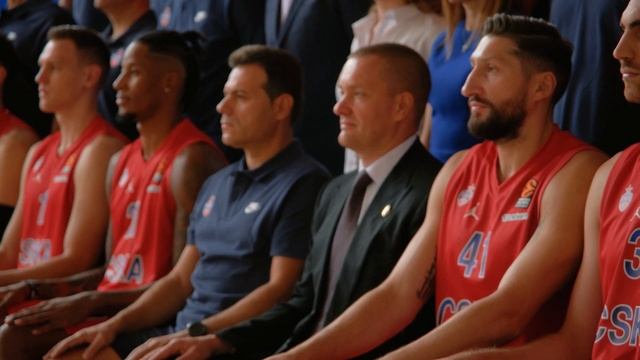 С причёсками и в свете софитов. Как прошёл медиа-день ПБК ЦСКА смотреть онлайн