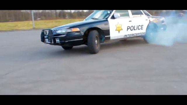 Ford Crown Victoria Police P71 Interceptor #fordcrownvictoria