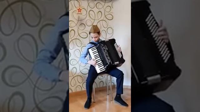 Таракин Денис Смуглянка» смотреть онлайн