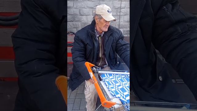 С мая не могут сделать паспорт🤷♀️говорят меня нет... смотреть онлайн