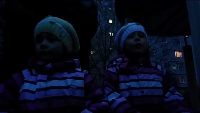 Детский сад штаны на лямках) смотреть онлайн