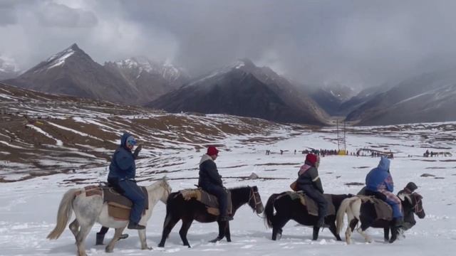 Snowfall In Manali || Its Extremely Rare || Manali Latest Update || Manali Trip смотреть онлайн