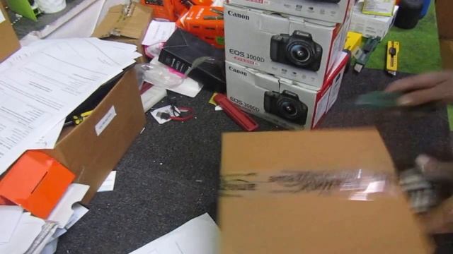 Samsung Level U Bluetooth Wireless In-ear Headphones -Renewed Packaging for Amazon customer смотреть онлайн