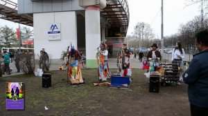 Индейцы в Москве.
