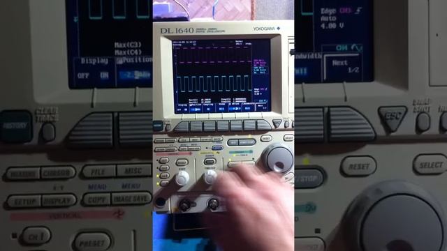 DL1640 смотреть онлайн