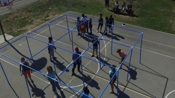 9 Square in the Air Game Play