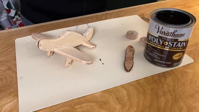 Making Wooden Toy Planes // Easy Woodworking Project!! смотреть онлайн