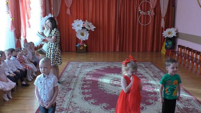 8 марта. Утренник в детском саду у Капитолины смотреть онлайн