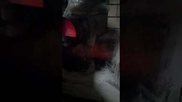 Растопил? Баню, как Доменную печь?. Подпишись и перешли ?Толщина 8мм? #парилка #баня #сауна #отдых смотреть онлайн