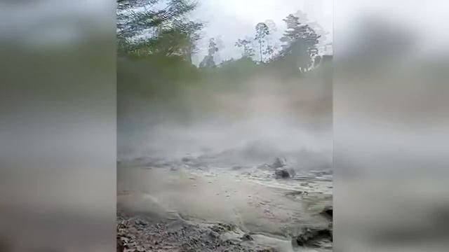 Powerful ERUPTION Rincon de la Vieja volcano, ? Costa Rica смотреть онлайн