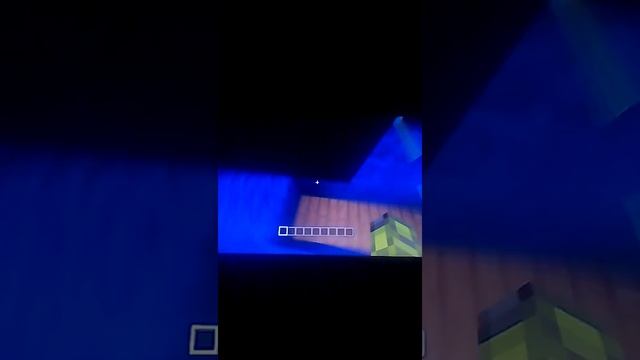 Touring the apartment hunger games MC смотреть онлайн