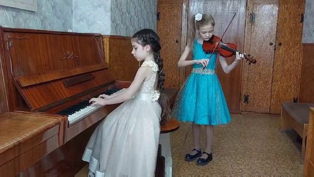 Бенько Диана, Раткевич София.Беларусь.Барановичи.ПОЛЬКА смотреть онлайн