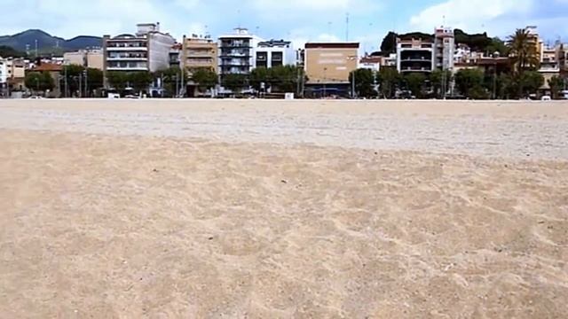 Playa D'Arenys de Mar, Arenys de Mar, Spain смотреть онлайн