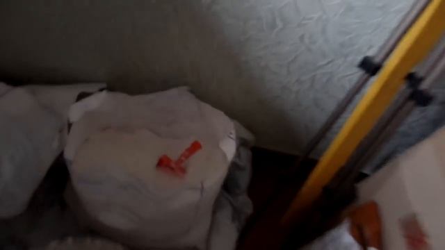 VLOG: Продолжаю делать откосы. Немного обо мне. Почему взрослые и дети так себя ведут? Часть 2-я