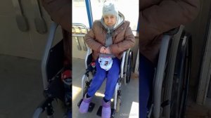 Боевая лжеколясочница Катюня на рабочей смене в Уручье