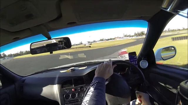 R33 GTR on QR Clubman circuit - PB 1:00.2992 смотреть онлайн