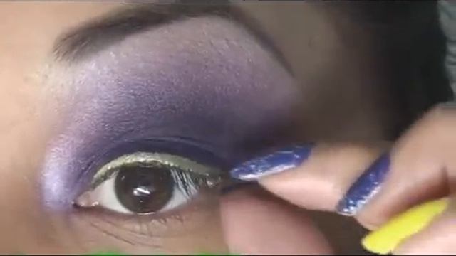 Dark Purple with Green liner Tutorial!!! смотреть онлайн
