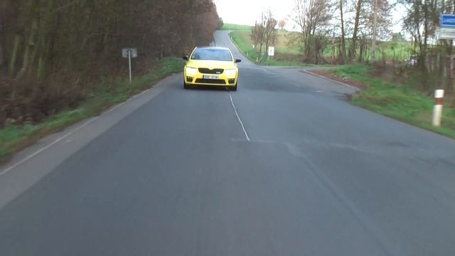 Volkswagen Golf GTI 2,0 TSI DSG (2013) & Škoda Octavia RS 2,0 TSI DSG (2013) смотреть онлайн