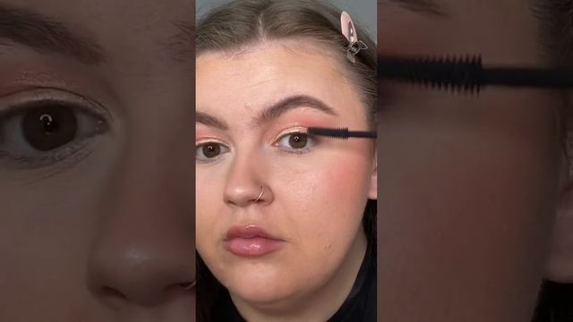 Trying the Maybelline Lash Sensational Sky High mascara смотреть онлайн