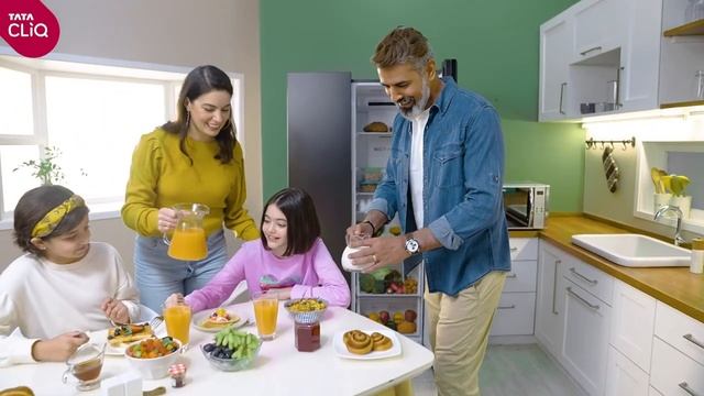 Find The Right Refrigerator For Your Home | Tata CLiQ's Refrigerator Buying Guide смотреть онлайн