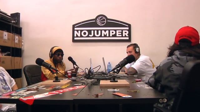 No Jumper - The Yung Simmie Interview смотреть онлайн