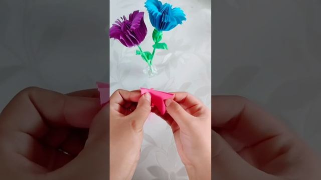 papers flowers making in craft #papaerflowers #art #artwork смотреть онлайн
