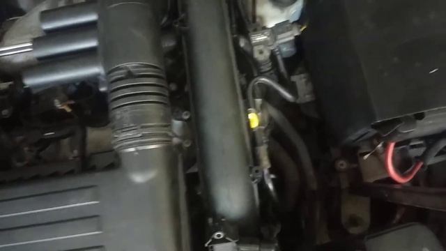 Джетта CZTA скрипит