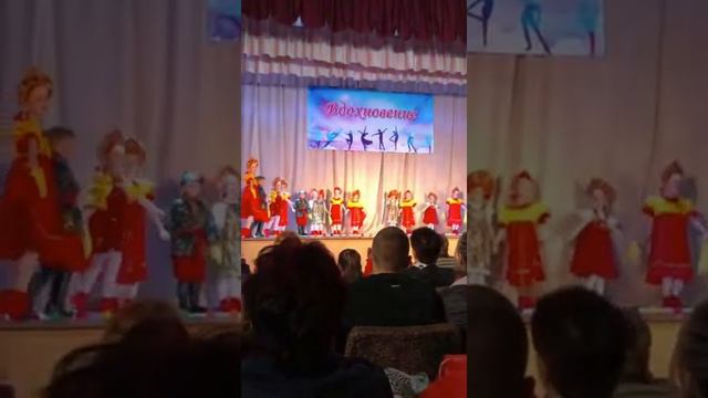 Всех с наступающим светлым Праздником Пасхи!!! А мы пошли святить куличи!