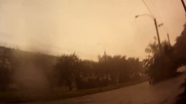 Дождик, град,велосипед смотреть онлайн