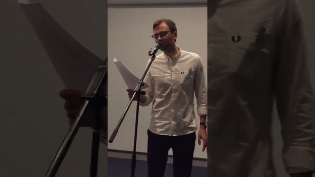 Ваня Якимов читает свои стихи смотреть онлайн