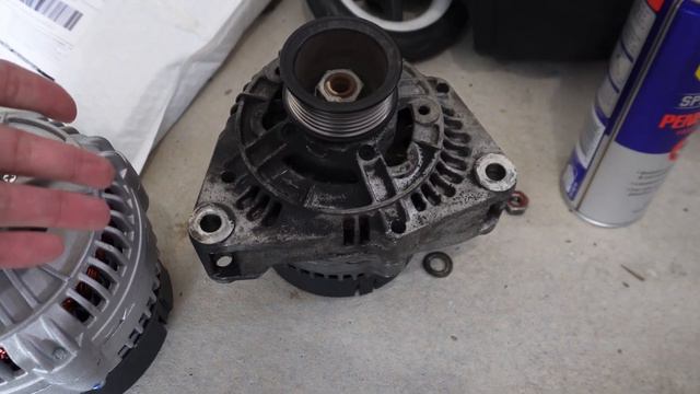 Mercedes 190E W201 First Start! Alternator and Ignition System Fix смотреть онлайн
